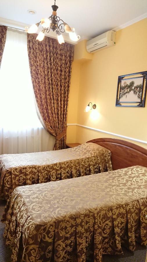 Romantic Hotel Krasnodar Exteriör bild